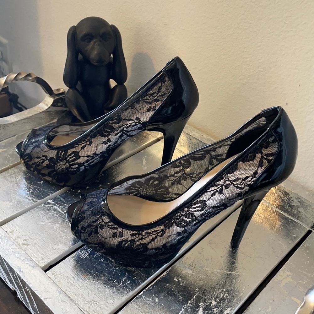 Guess 7M Black heel
